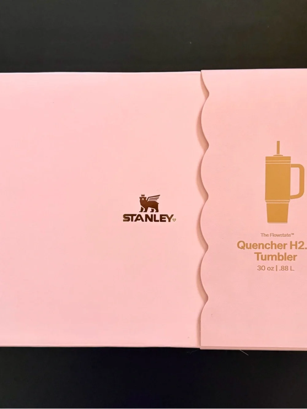 Stanley - Pink Velvet - New Insulated 30oz Flowstsate Tumbler - Picture 3 of 9